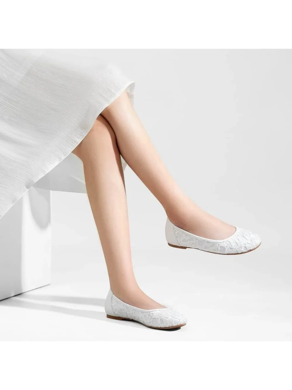 Women's White Lining Lace Ballerina Flats Round Toe Slip on Casual Floral Shoes